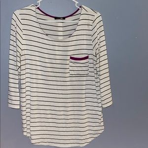 Striped shirt mid sleeve white